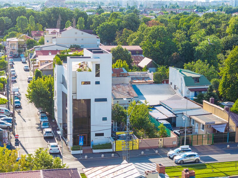 Eroii Revolutiei, metrou, de vanzare apartament 3 camere, finisat modern