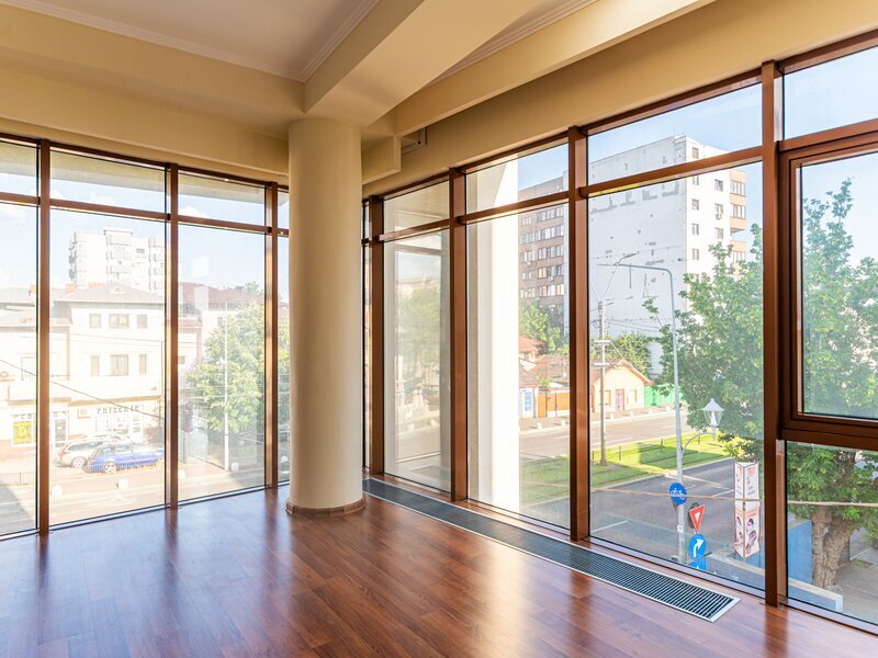 Eroii Revolutiei, metrou, de vanzare apartament 3 camere, finisat modern